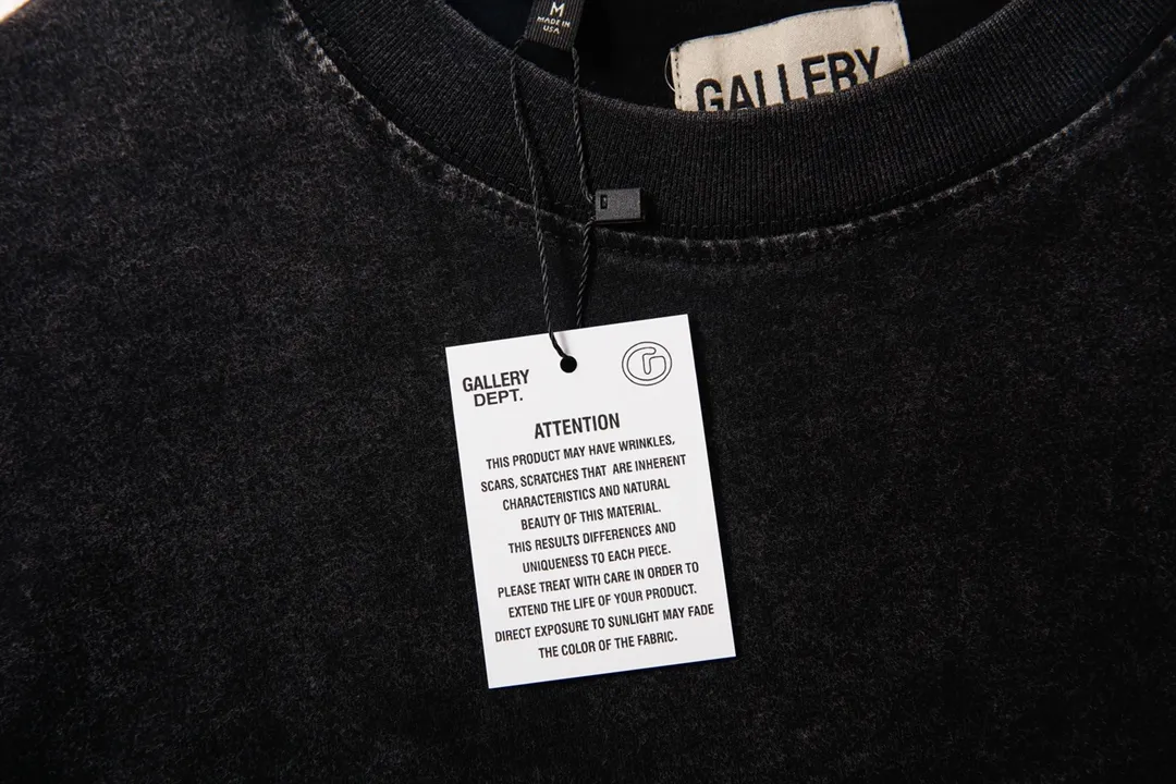 GALLERY. DEPT new short-sleeved T-shirt Style number: D2337 P116 Color: Black Size: S M L XL